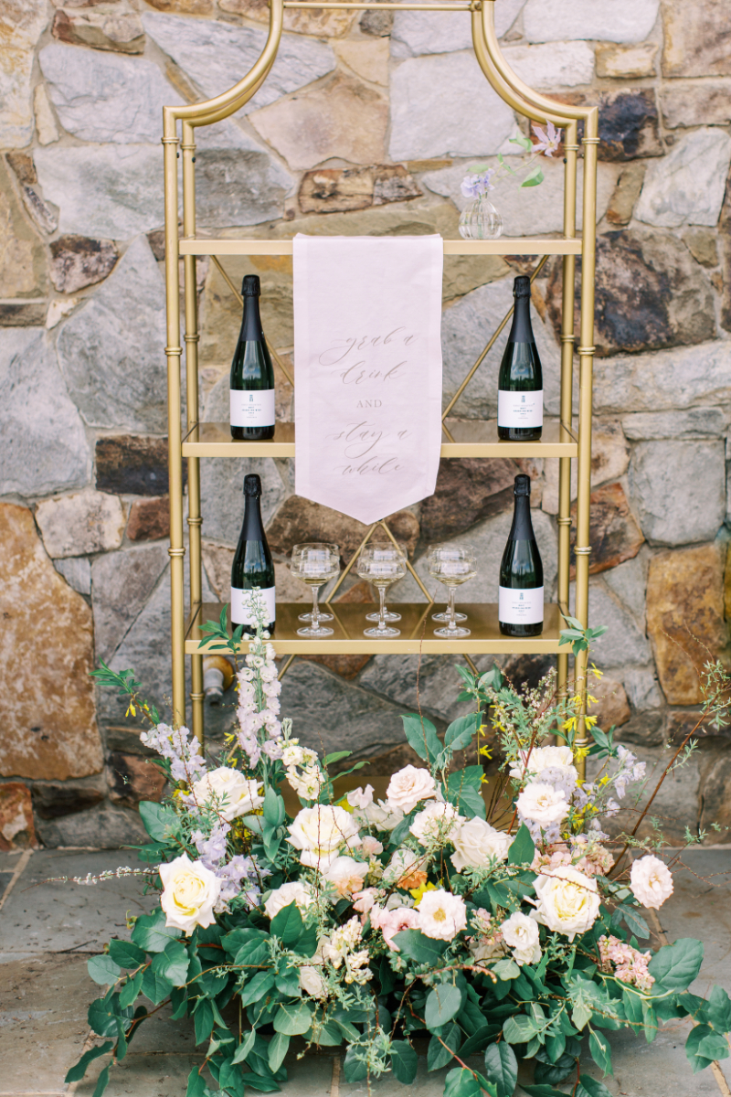 Seating chart with wine glasses