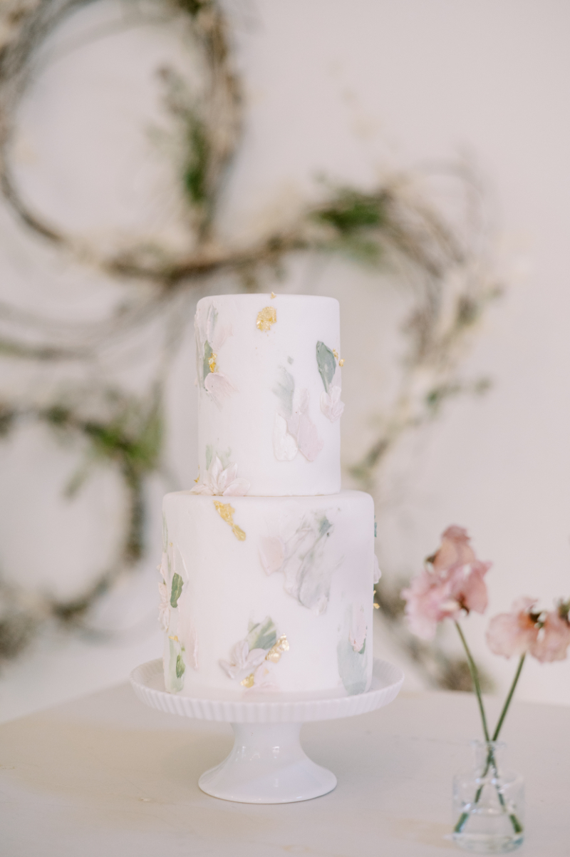 pastel summer wedding cake 